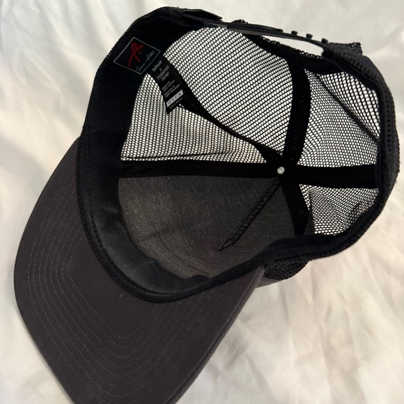 NWOT Grace Folly Trucker Snapback Mesh Cap - Picture 3 of 3